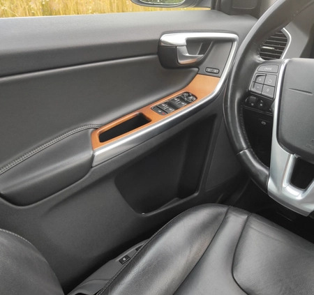 Volvo XC 60 cena 80900 przebieg: 116000, rok produkcji 2017 z Lublin małe 232